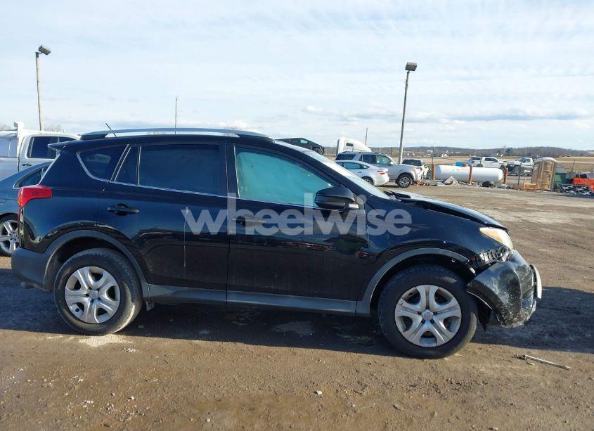 Photo 13 of 2015 Toyota Rav4 LE (VIN 2T3BFREV1FW395519)