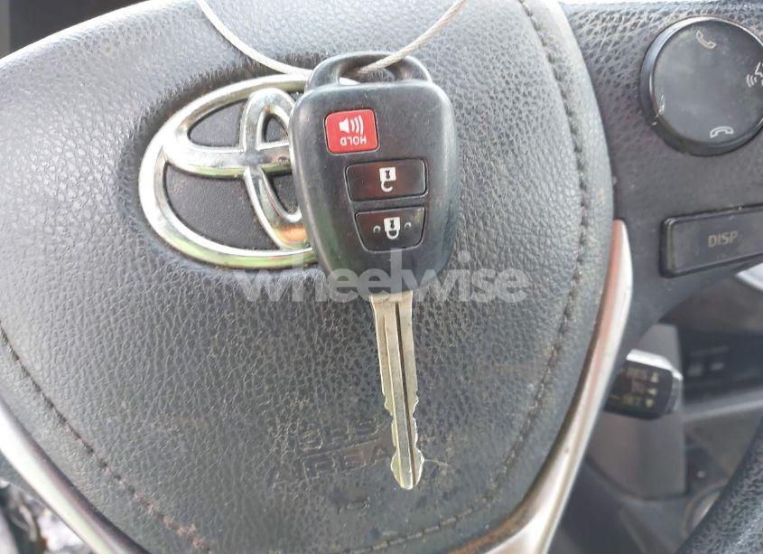 Photo 11 of 2016 Toyota Rav4 LE (VIN 2T3BFREV1GW441447)