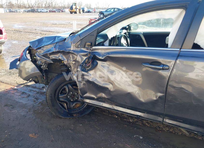 Photo 18 of 2016 Toyota Rav4 LE (VIN 2T3BFREV1GW487540)