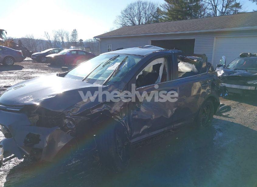 Photo 2 of 2016 Toyota Rav4 LE (VIN 2T3BFREV1GW487540)