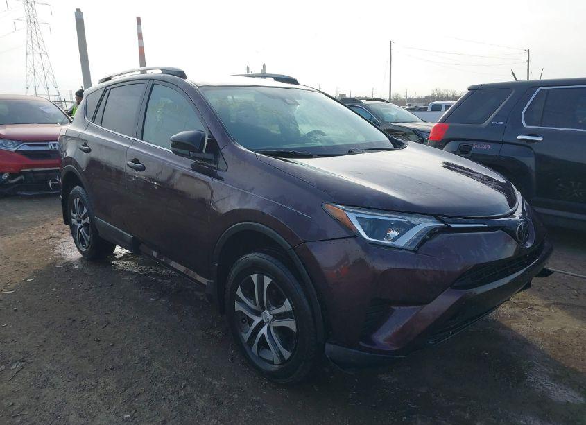 2017 Toyota Rav4 LE (VIN 2T3BFREV1HW557930) main photo