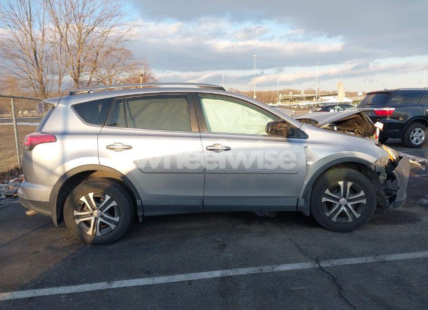 Photo 13 of 2017 Toyota Rav4 LE (VIN 2T3BFREV1HW562352)