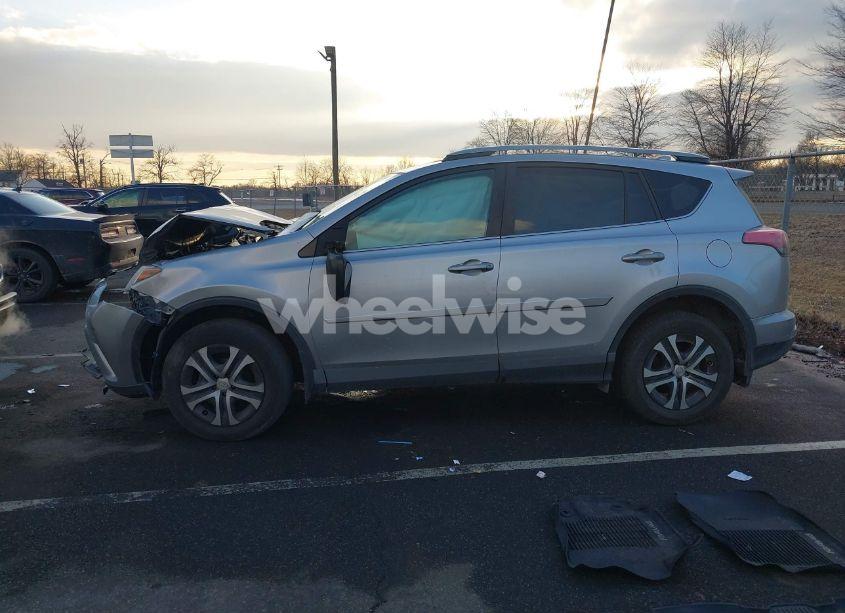 Photo 14 of 2017 Toyota Rav4 LE (VIN 2T3BFREV1HW562352)