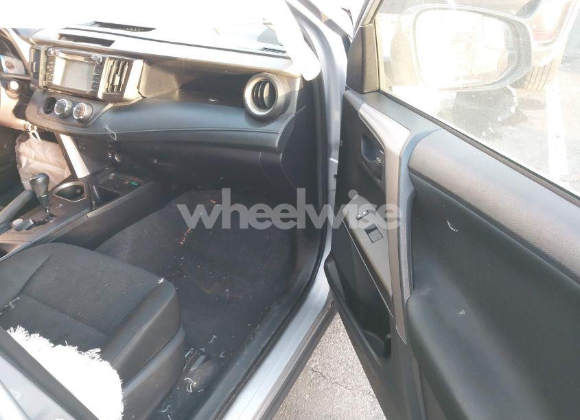 Photo 5 of 2017 Toyota Rav4 LE (VIN 2T3BFREV1HW562352)