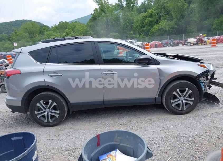 Photo 13 of 2017 Toyota Rav4 LE (VIN 2T3BFREV1HW686458)