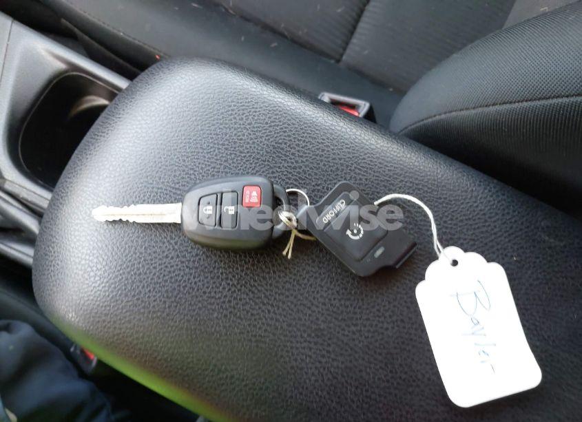 Photo 11 of 2018 Toyota Rav4 LE (VIN 2T3BFREV1JW754103)