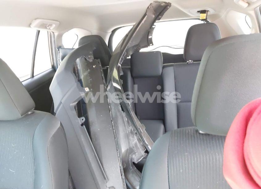 Photo 12 of 2018 Toyota Rav4 LE (VIN 2T3BFREV1JW754103)