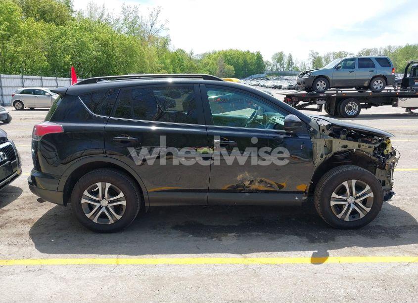 Photo 14 of 2018 Toyota Rav4 LE (VIN 2T3BFREV1JW754103)