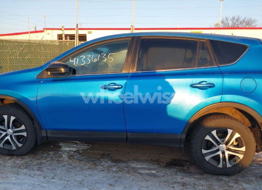 Photo 15 of 2018 Toyota Rav4 LE (VIN 2T3BFREV1JW836963)