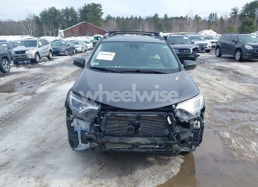 Photo 13 of 2018 Toyota Rav4 LE (VIN 2T3BFREV1JW854136)