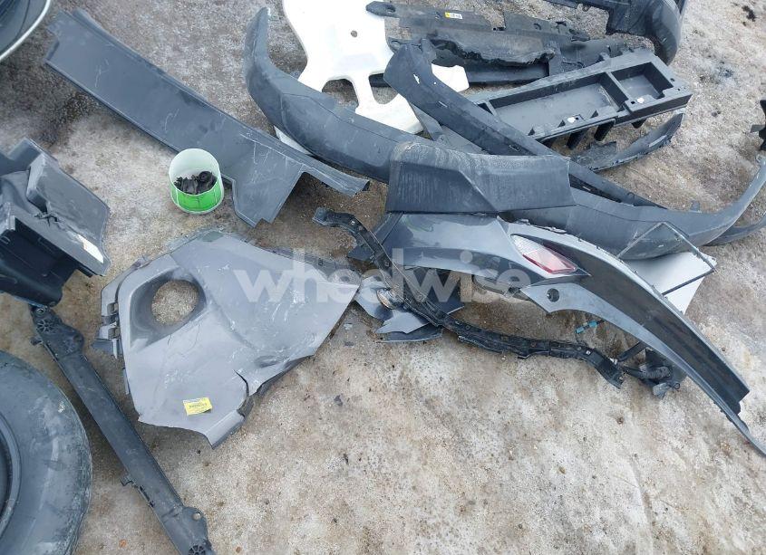 Photo 19 of 2018 Toyota Rav4 LE (VIN 2T3BFREV1JW854136)