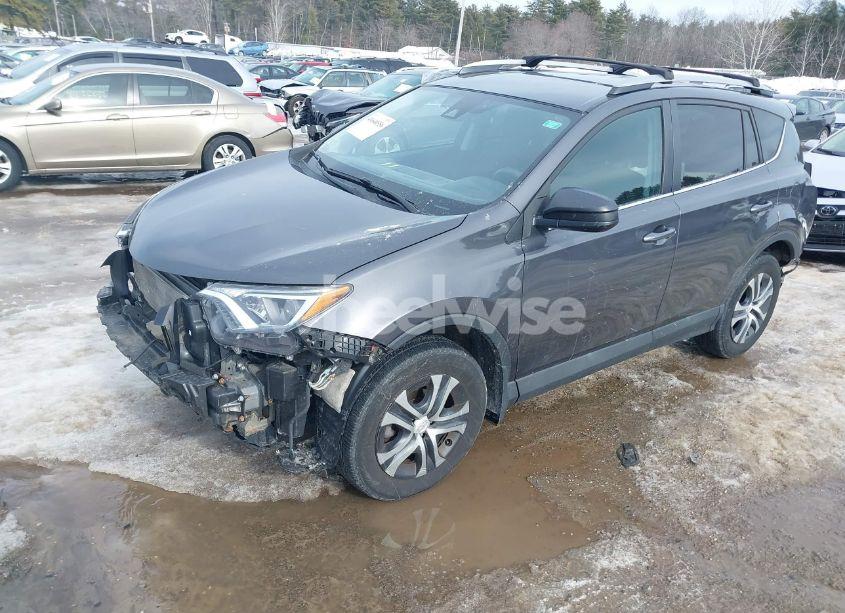 Photo 2 of 2018 Toyota Rav4 LE (VIN 2T3BFREV1JW854136)