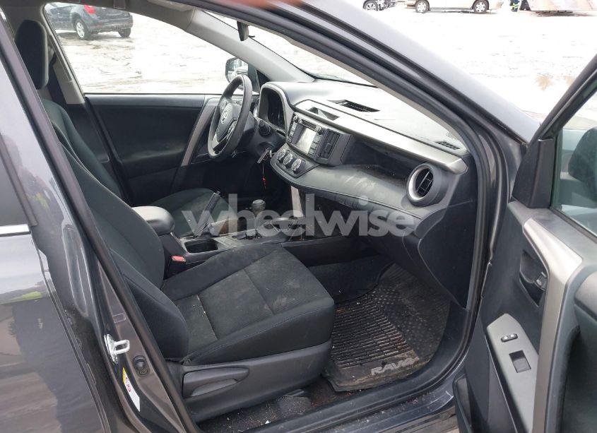 Photo 5 of 2018 Toyota Rav4 LE (VIN 2T3BFREV1JW854136)