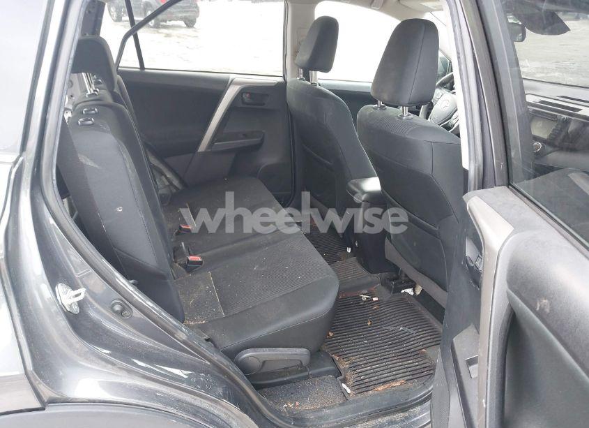 Photo 8 of 2018 Toyota Rav4 LE (VIN 2T3BFREV1JW854136)