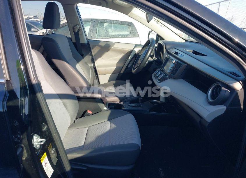 Photo 5 of 2013 Toyota Rav4 LE (VIN 2T3BFREV2DW046690)