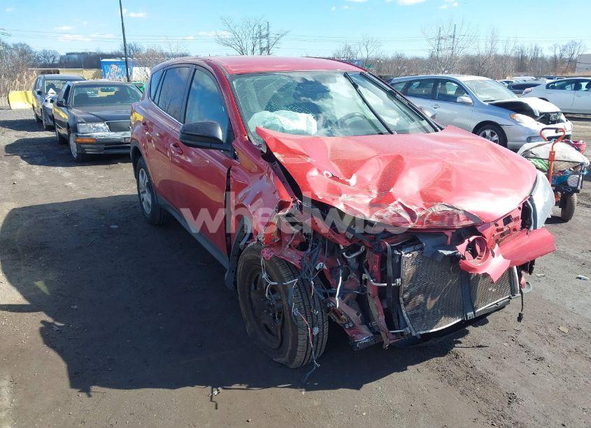 2015 Toyota Rav4 LE (VIN 2T3BFREV2FW262915) main photo