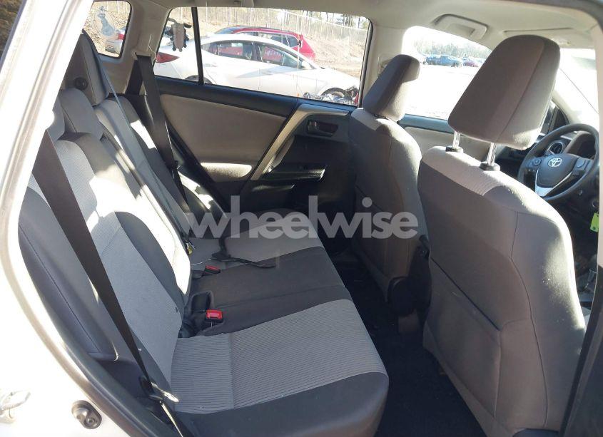 Photo 8 of 2015 Toyota Rav4 LE (VIN 2T3BFREV2FW270433)