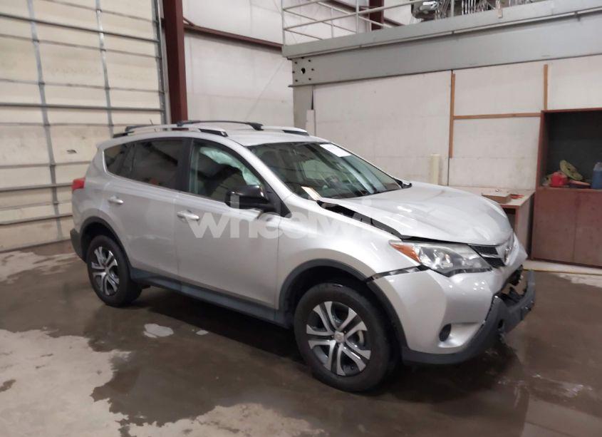 2015 Toyota Rav4 LE (VIN 2T3BFREV2FW397957) main photo