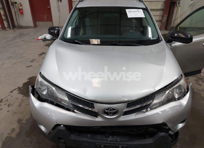 Photo 10 of 2015 Toyota Rav4 LE (VIN 2T3BFREV2FW397957)