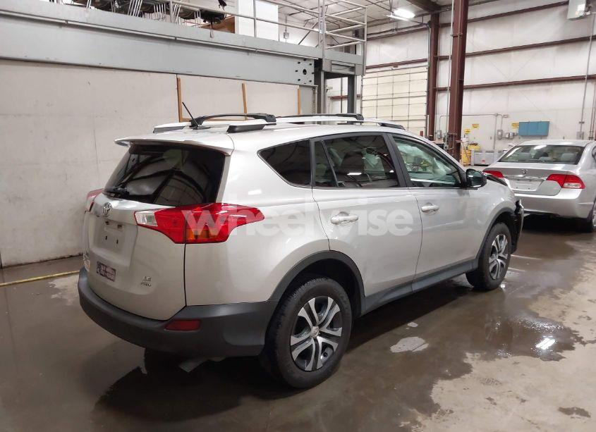 Photo 4 of 2015 Toyota Rav4 LE (VIN 2T3BFREV2FW397957)