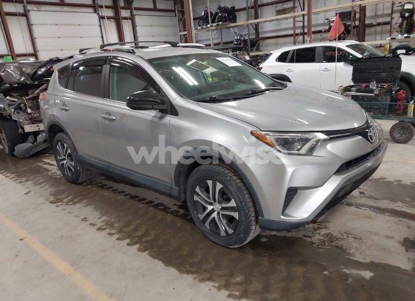 2016 Toyota Rav4 LE (VIN 2T3BFREV2GW424124) main photo