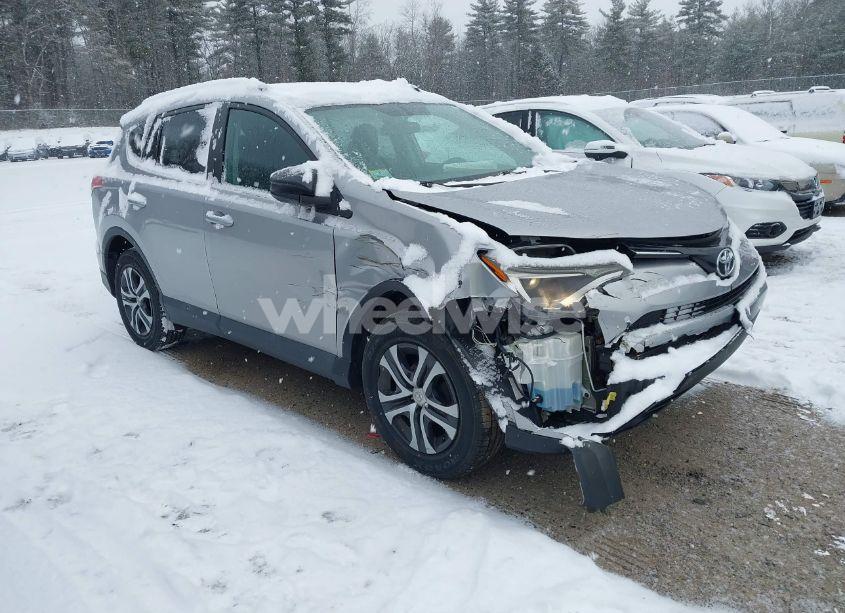 2016 Toyota Rav4 LE (VIN 2T3BFREV2GW425533) main photo