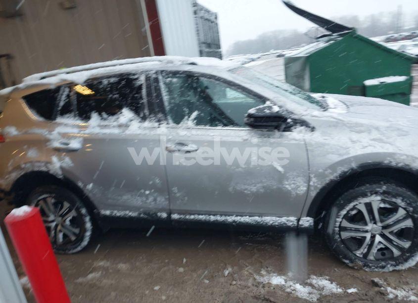 Photo 13 of 2016 Toyota Rav4 LE (VIN 2T3BFREV2GW525485)