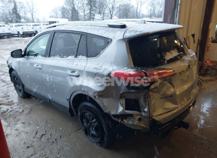 Photo 3 of 2016 Toyota Rav4 LE (VIN 2T3BFREV2GW525485)