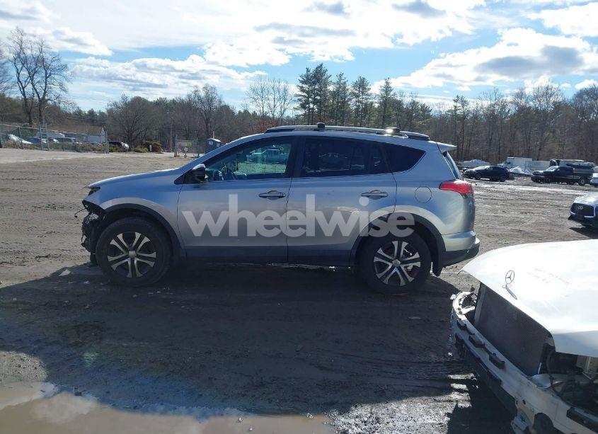 Photo 14 of 2017 Toyota Rav4 LE (VIN 2T3BFREV2HW566507)