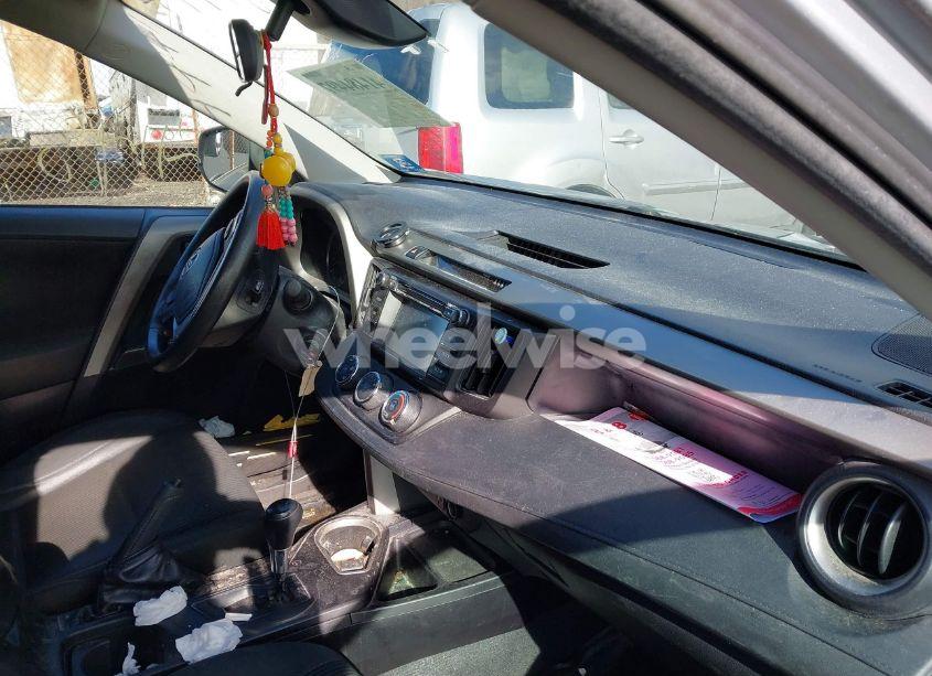 Photo 5 of 2017 Toyota Rav4 LE (VIN 2T3BFREV2HW566507)