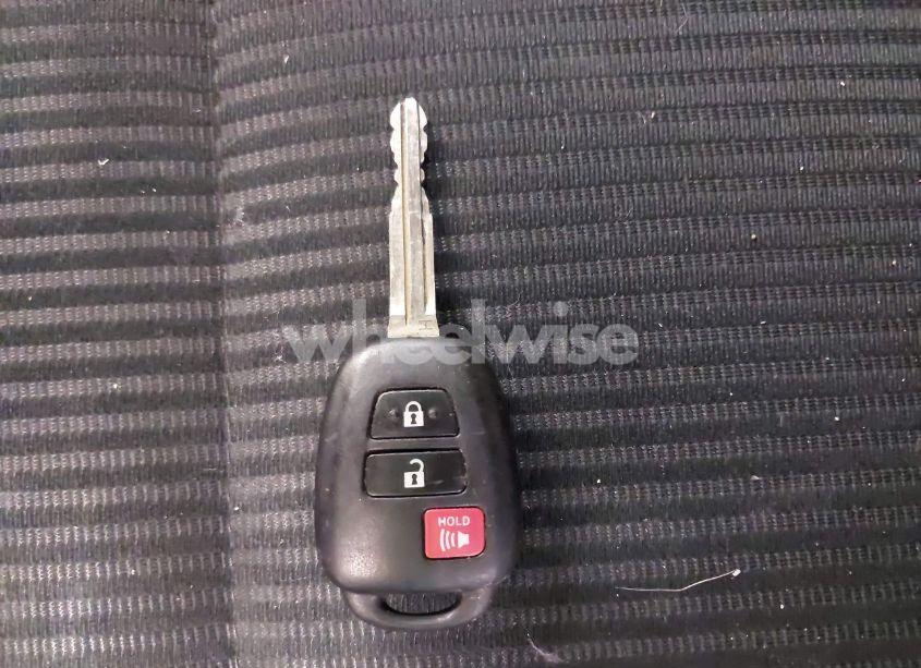 Photo 11 of 2017 Toyota Rav4 LE (VIN 2T3BFREV2HW638757)