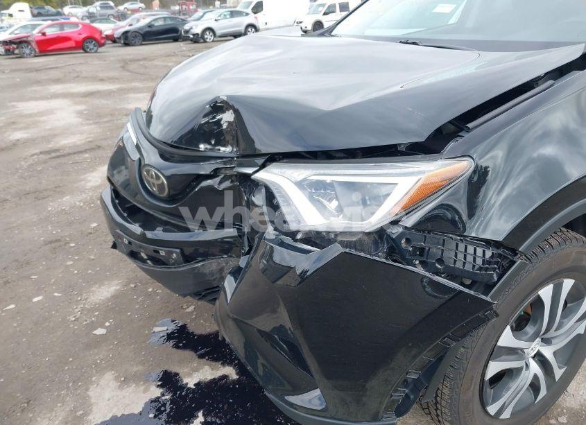 Photo 6 of 2018 Toyota Rav4 LE (VIN 2T3BFREV2JW737696)