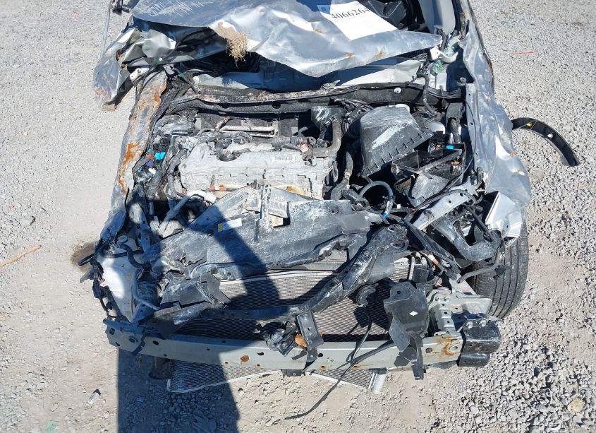 Photo 10 of 2018 Toyota Rav4 LE (VIN 2T3BFREV2JW771752)