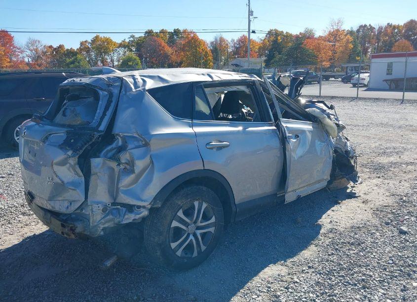 Photo 4 of 2018 Toyota Rav4 LE (VIN 2T3BFREV2JW771752)