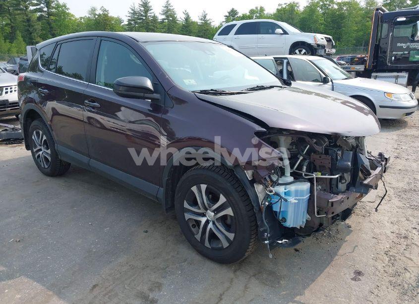 2018 Toyota Rav4 LE (VIN 2T3BFREV2JW791595) main photo