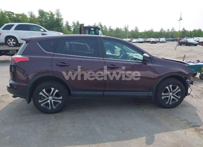 Photo 14 of 2018 Toyota Rav4 LE (VIN 2T3BFREV2JW791595)