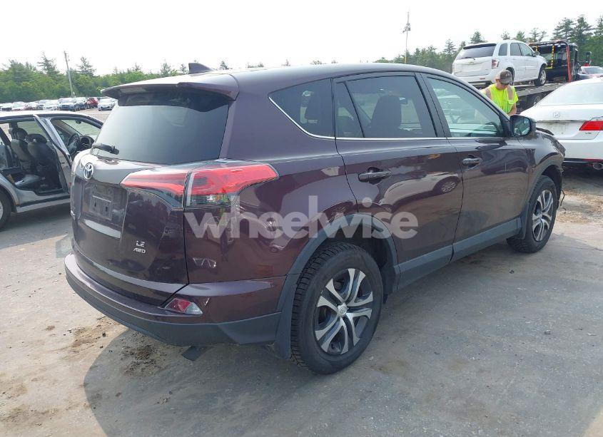 Photo 4 of 2018 Toyota Rav4 LE (VIN 2T3BFREV2JW791595)