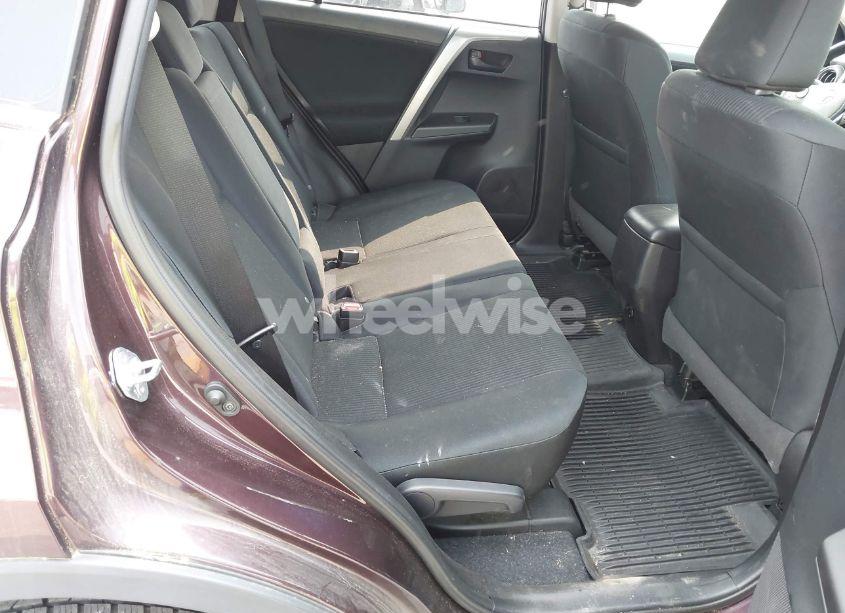 Photo 8 of 2018 Toyota Rav4 LE (VIN 2T3BFREV2JW791595)