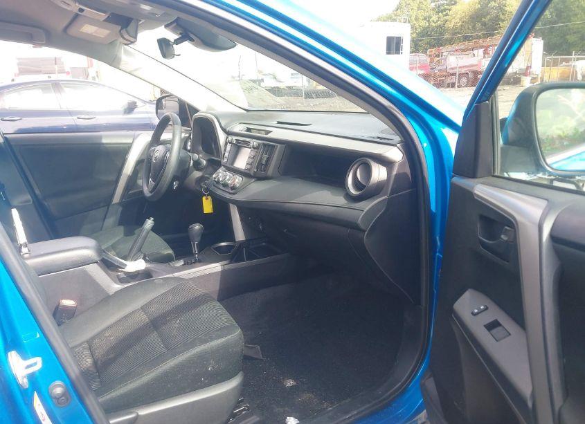 Photo 5 of 2018 Toyota Rav4 LE (VIN 2T3BFREV2JW828175)