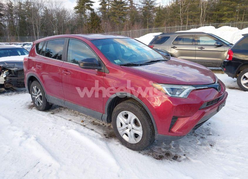 2018 Toyota Rav4 LE (VIN 2T3BFREV2JW830668) main photo