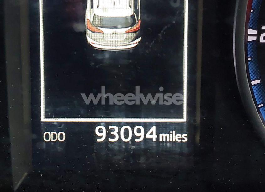 Photo 15 of 2018 Toyota Rav4 LE (VIN 2T3BFREV2JW830668)