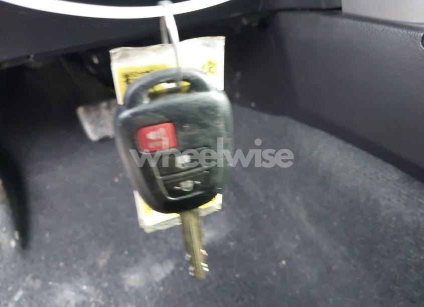 Photo 11 of 2018 Toyota Rav4 LE (VIN 2T3BFREV2JW845011)