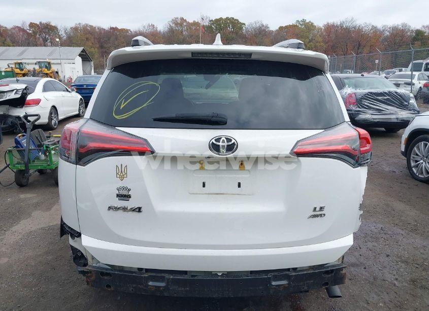 Photo 17 of 2018 Toyota Rav4 LE (VIN 2T3BFREV2JW845011)