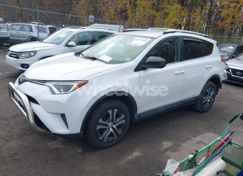 Photo 2 of 2018 Toyota Rav4 LE (VIN 2T3BFREV2JW845011)