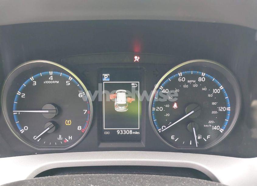 Photo 7 of 2018 Toyota Rav4 LE (VIN 2T3BFREV2JW845011)