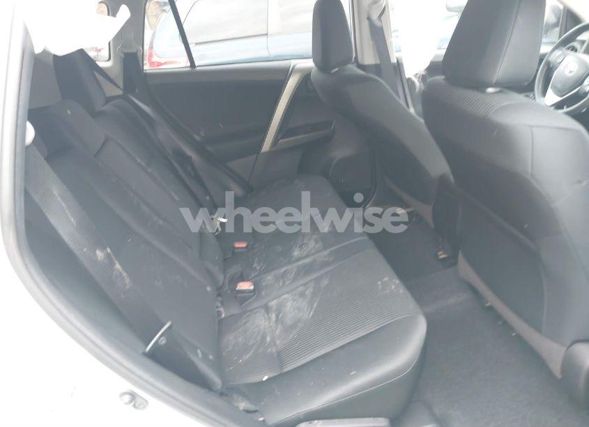 Photo 8 of 2018 Toyota Rav4 LE (VIN 2T3BFREV2JW845011)