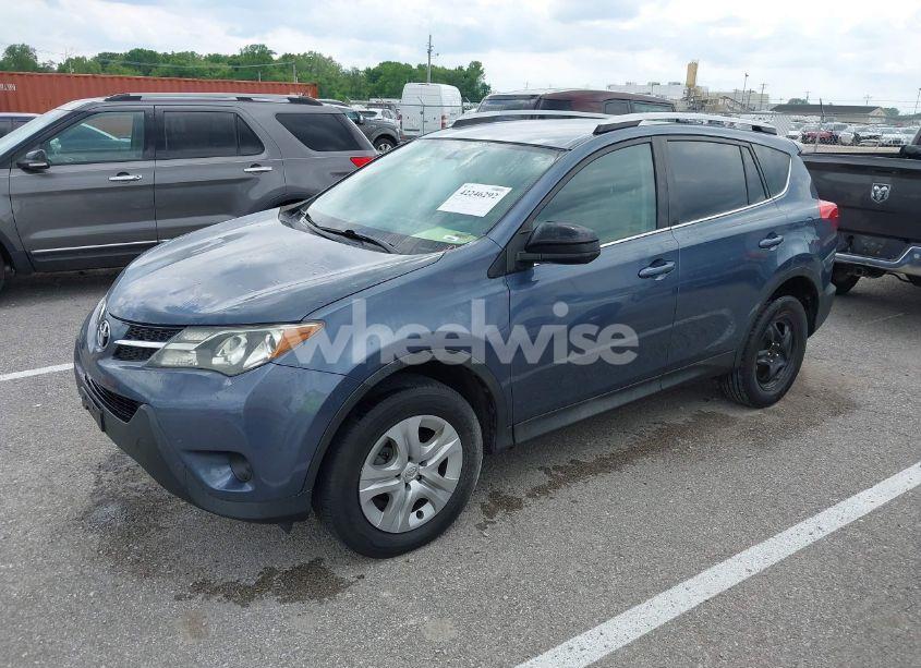 Photo 2 of 2013 Toyota Rav4 LE (VIN 2T3BFREV3DW106802)