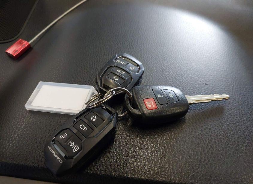 Photo 11 of 2013 Toyota Rav4 LE (VIN 2T3BFREV3DW118626)