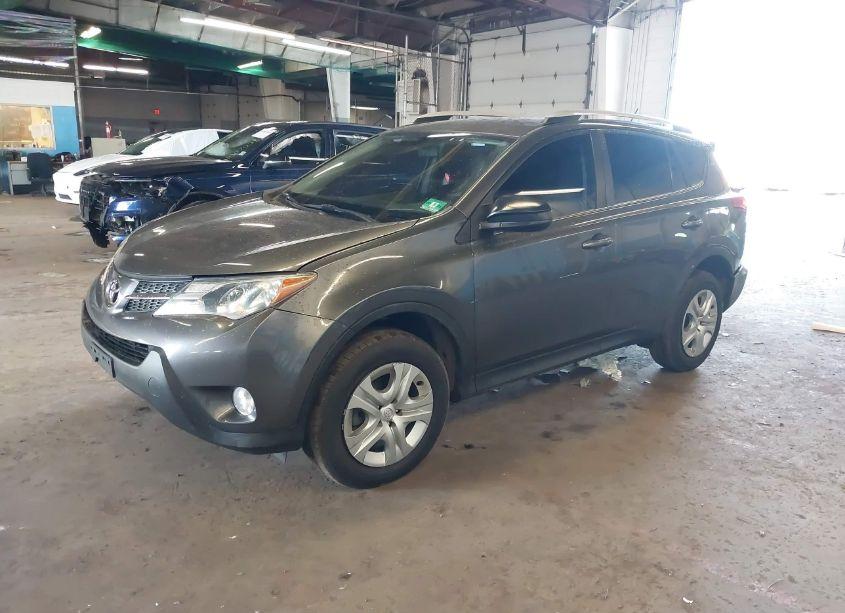 Photo 2 of 2013 Toyota Rav4 LE (VIN 2T3BFREV3DW118626)