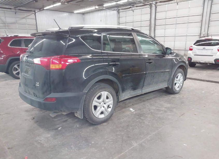 Photo 4 of 2014 Toyota Rav4 LE (VIN 2T3BFREV3EW160862)